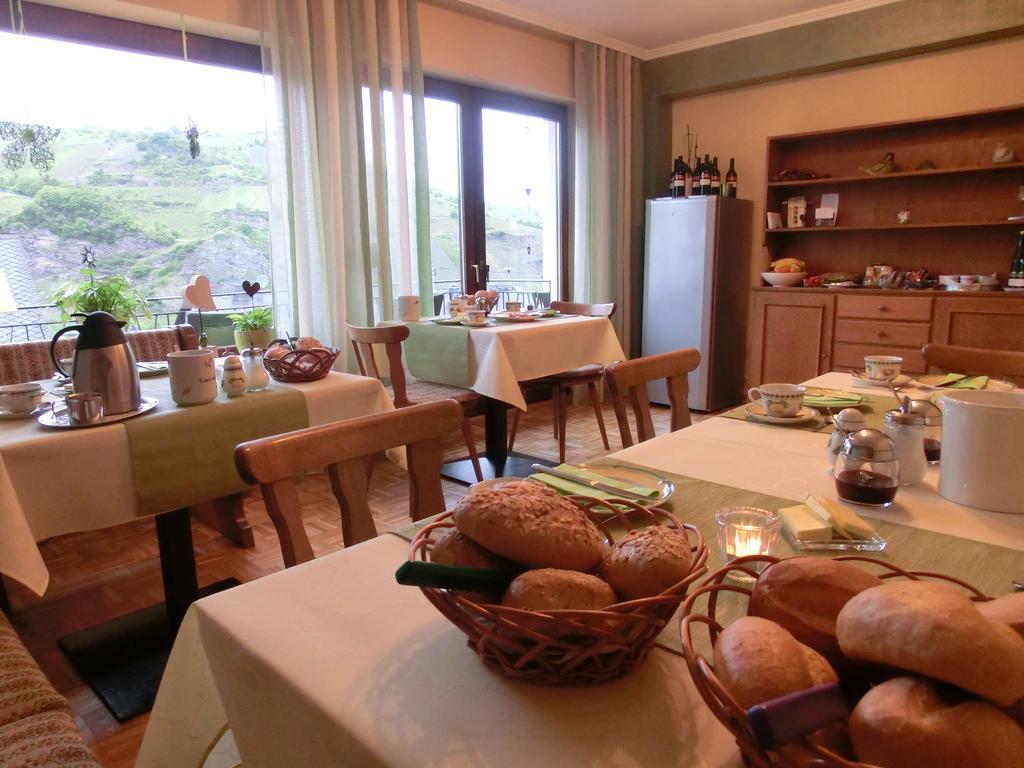 Bed and Breakfast Ferienweingut Hirschen Schulstrasse Burg  Pokój zdjęcie